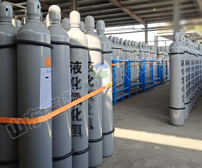 99.9999%超純氯化氫47L